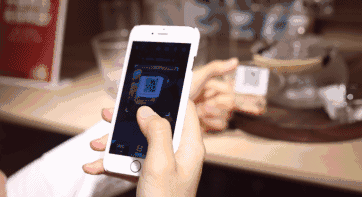 “手機兜裏揣，電從天上來”！揭露隔空充電的秘密