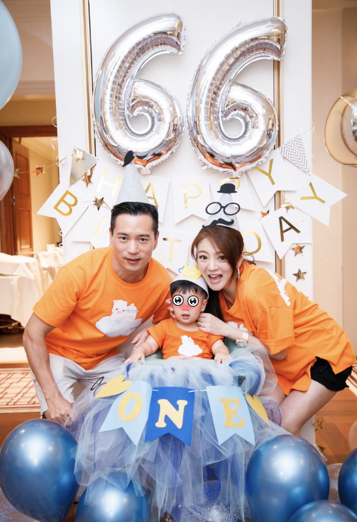 安以轩被一岁儿子叫“太太”，拒绝喊妈妈，小奶音萌化了