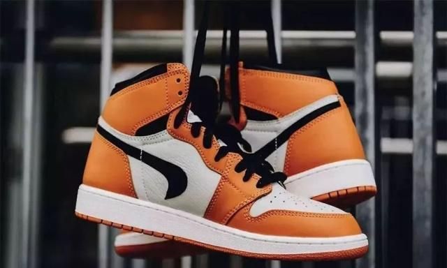 球星、明星“Nike倒钩”上脚图，这次你是天选之子还是陪跑成员？