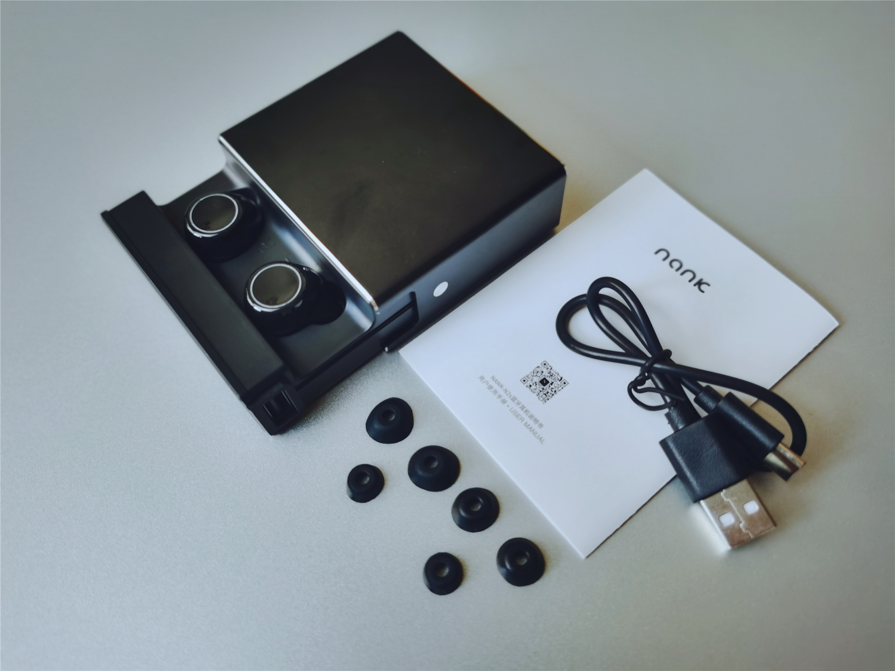 可当充电宝，南卡N2s耳机上手实评，实力担当颜值爆满