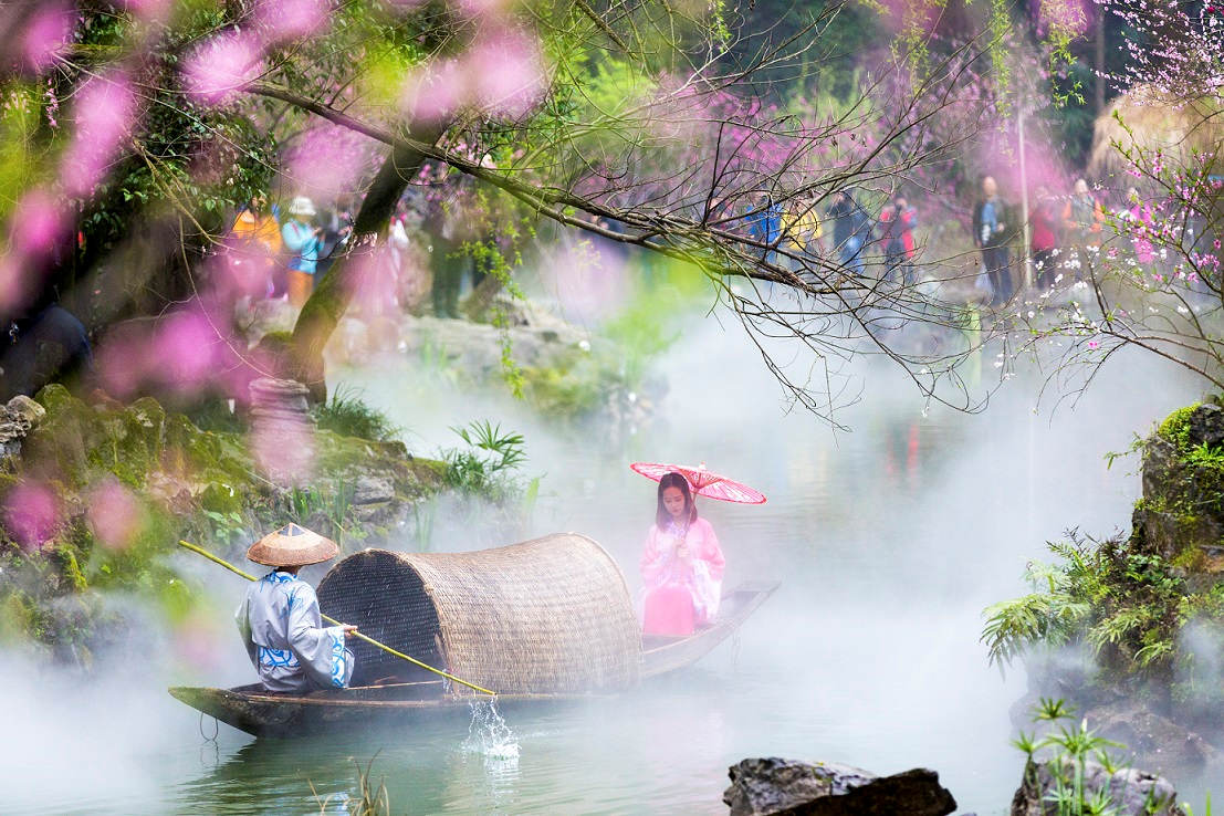 酉阳桃花源：在梦境与现实中穿越