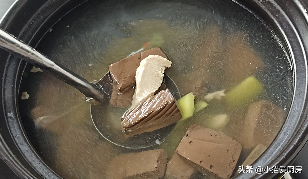 图片[7]-天气炎热 教你制作一道“鸭血丝瓜汤”来吃 味道清香微甜好喝-起舞食谱网