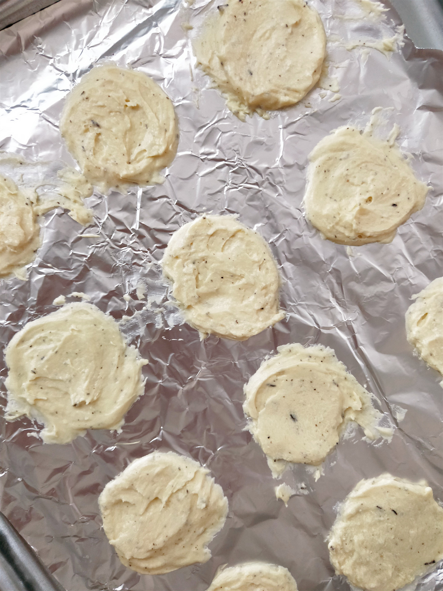 Will start a hand to abstain " white lover " chocolate, do easily simply " feline tongue " sweetmeats