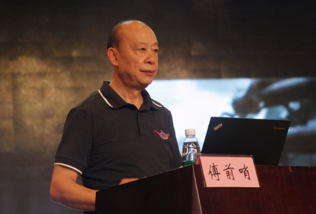解放军远程巡航“常态化”，日韩不满发牢骚，中国专家：你们得尽快适应