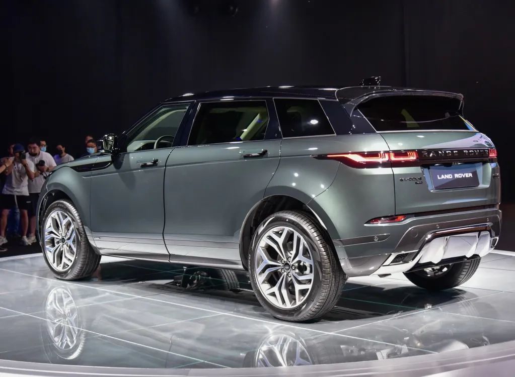 40万预算购车，你会选择E级、5系还是捷豹XFL