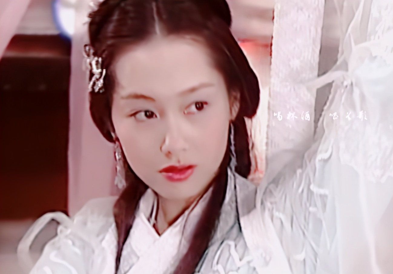 新《鹿鼎记》陈圆圆上线，演员脸肿身材发福，又成历届最差一版