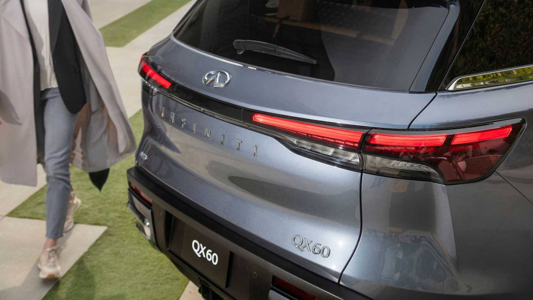 如果国产后售价40万，你选择英菲尼迪QX60还是凯迪拉克XT6