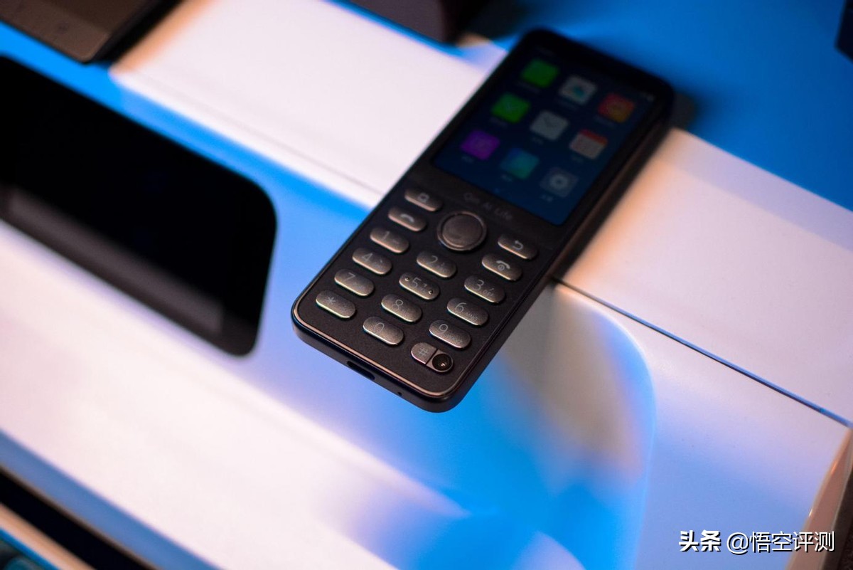 Android phones with buttons are finally back!Multi-pro F21 Pro ...