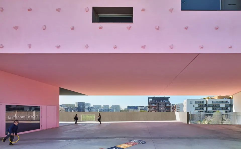 幼儿园屋顶空间的妙用：这样设计孩子更喜欢