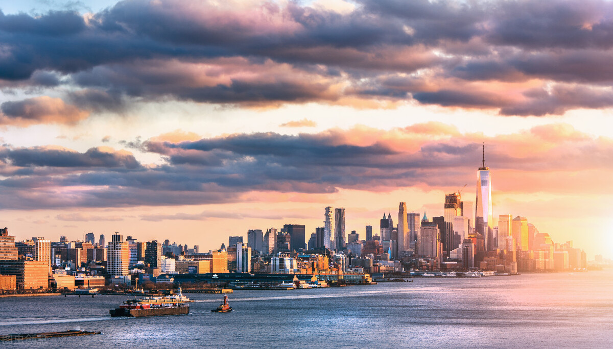 你觉得创业必须要具备哪些条件？