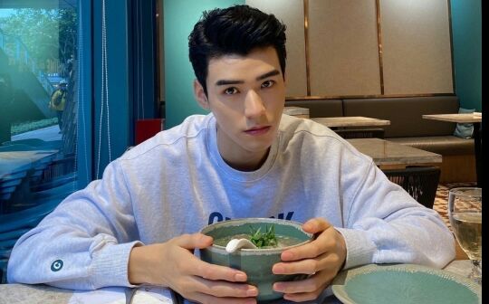 Paste can be papered so livelily, I also see Guo Gongjun only a person