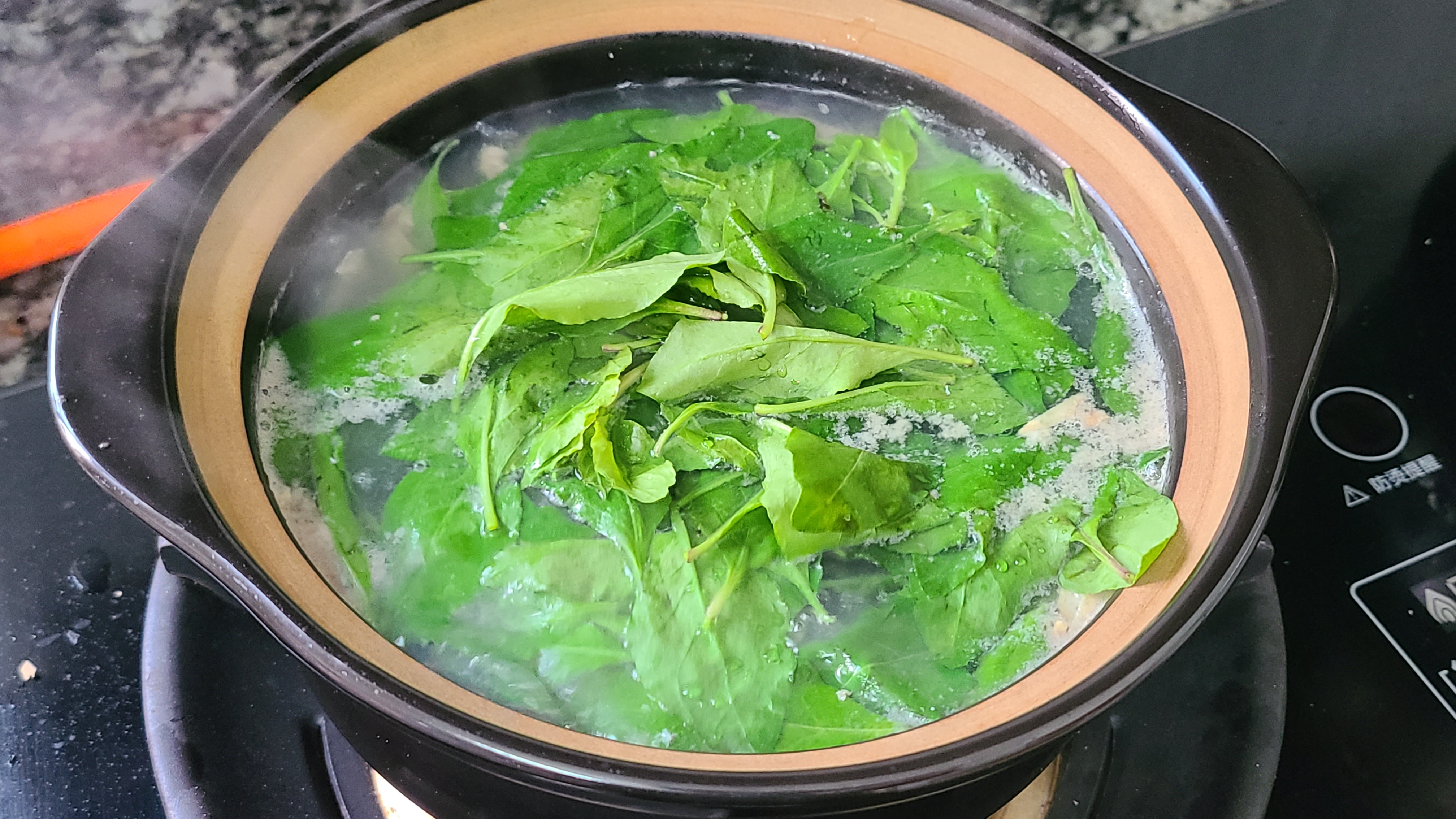 豬雜湯的做法，清淡又好吃的一道廣東美食，不油不膩味道好