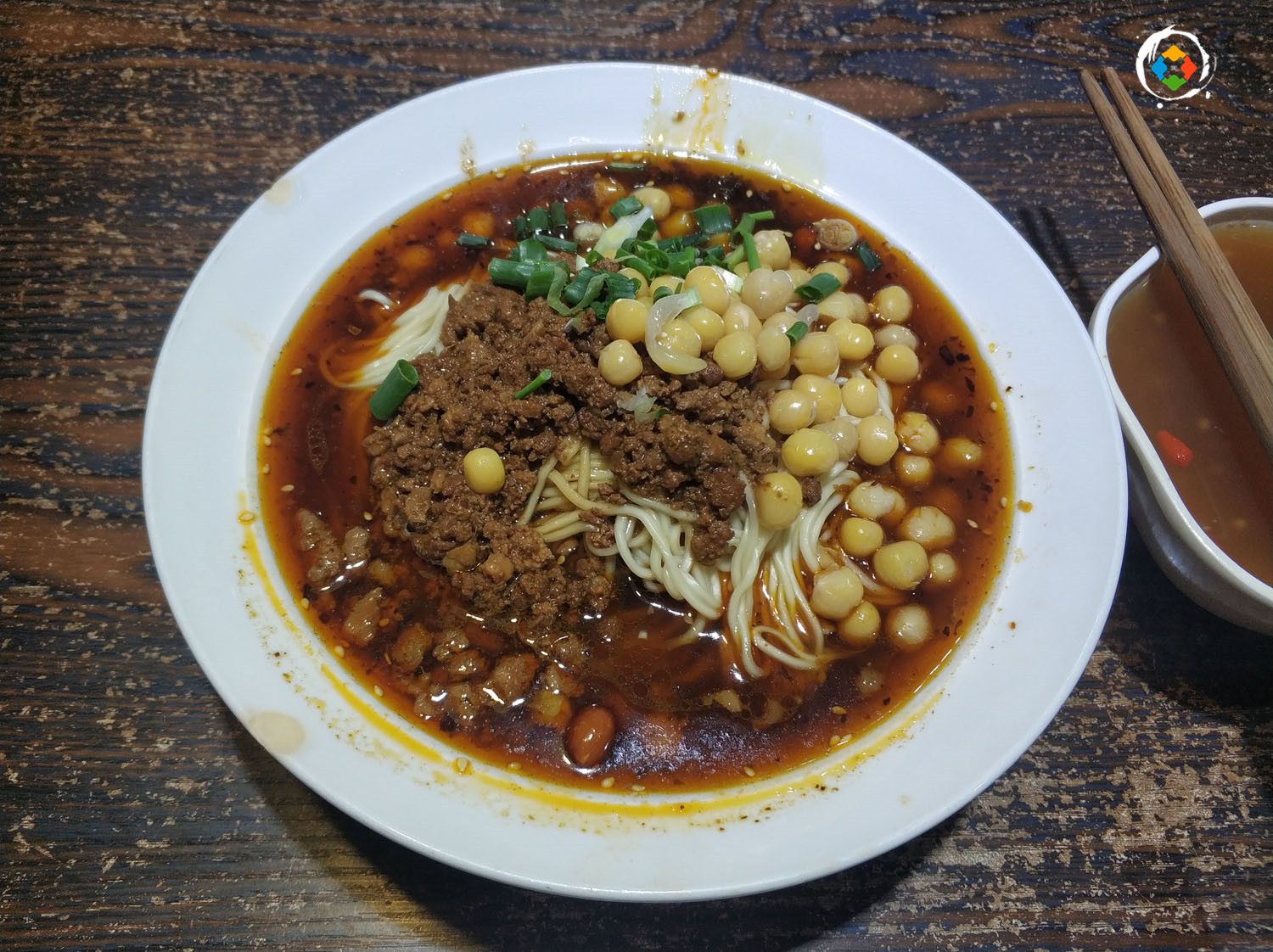 开启重庆人一天的小面，被带到全国各地，成为抚慰游子的良药