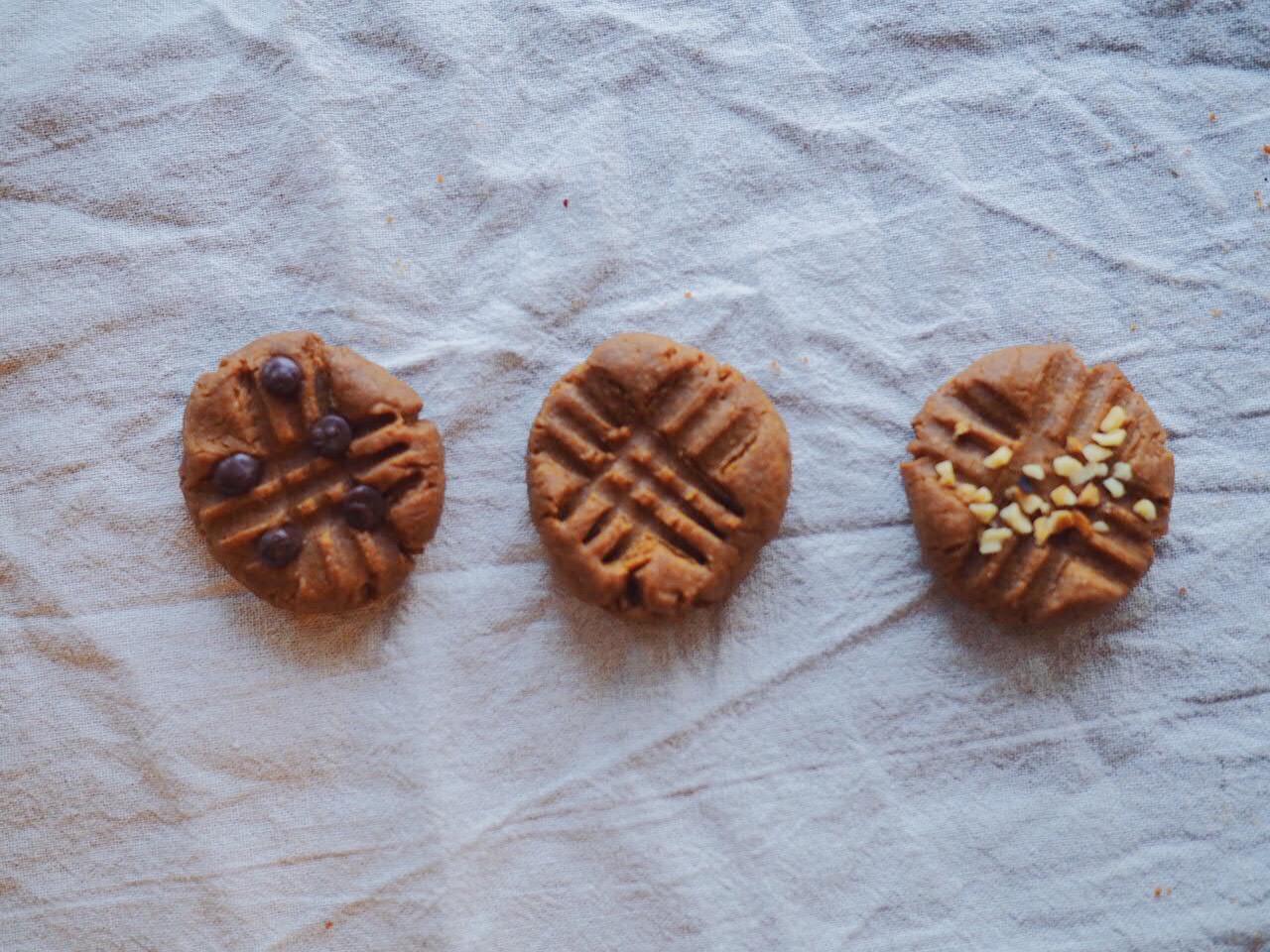 想吃花生酱不用买，5块钱自制一大瓶，纯正无添加，还能做曲奇