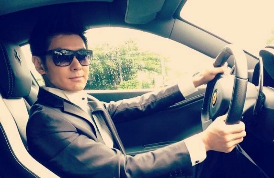 林志颖弟弟全家福曝光，女儿幼儿园毕业，在家参加线上典礼超开心