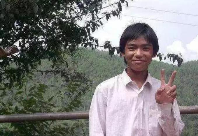 变形记农村男孩吴宗宏：找富爸爸要钱被拒绝后，现在怎样了？