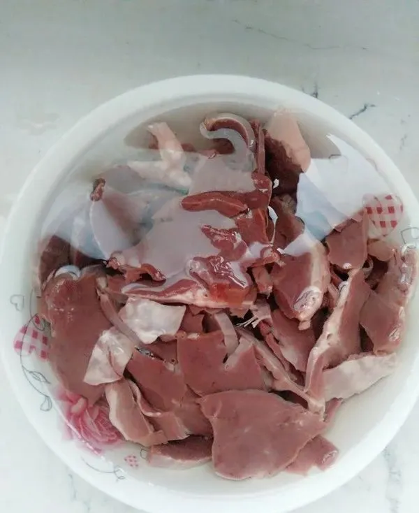 跟着广东人学煲汤,记住这三招,做出来的汤又香又营养 美食做法 第21张 跟着广东人学煲汤,记住这三招,做出来的汤又香又营养 美食做法 第21张