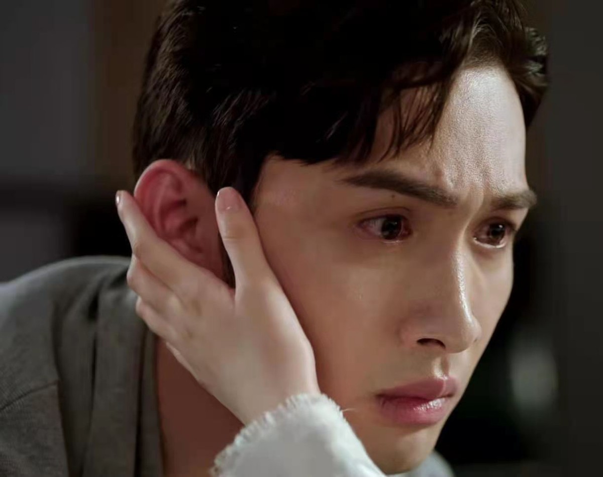 28岁张彬彬自曝头围，数值超过雷佳音，还比杨幂腰围多2厘米