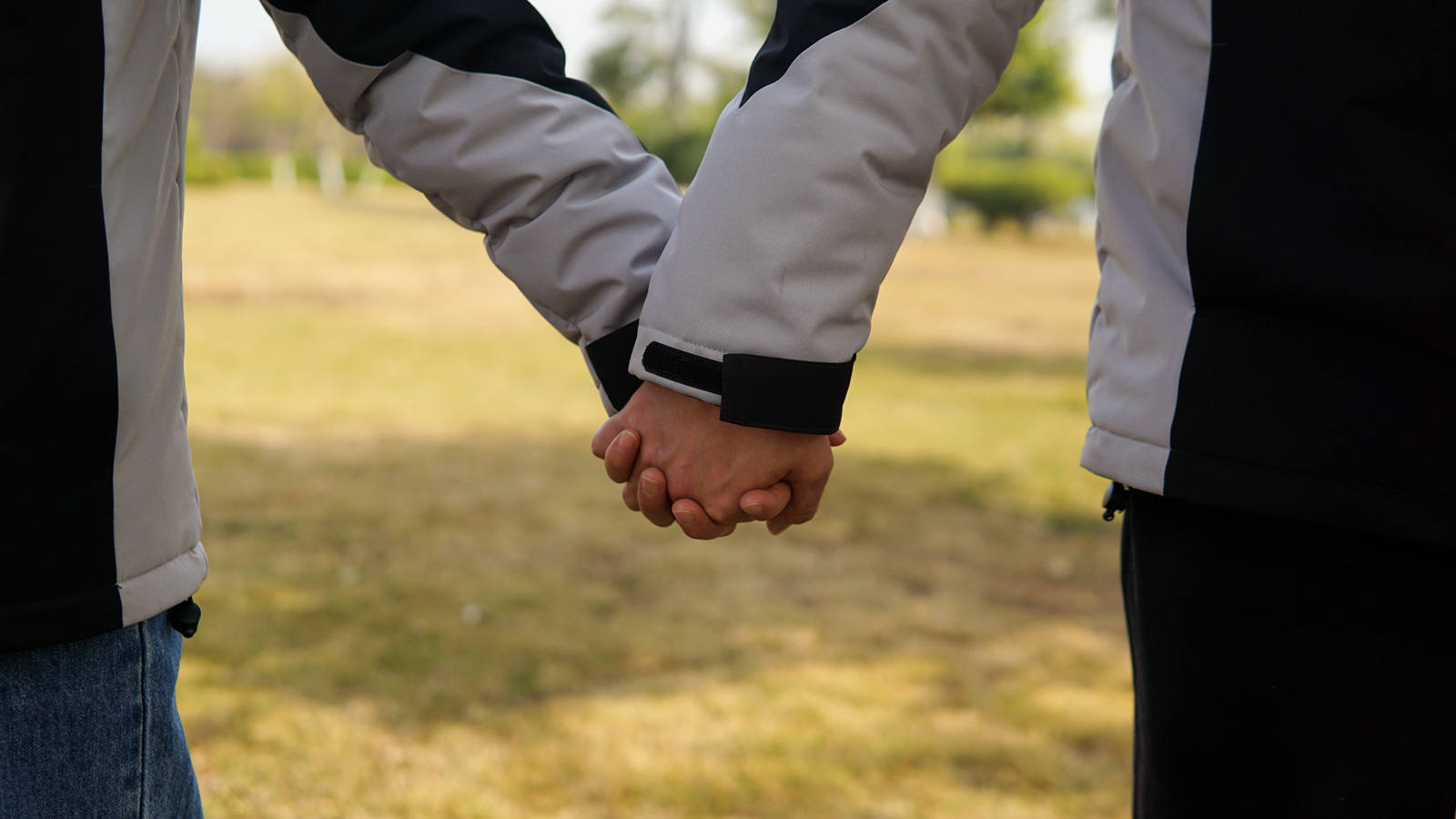 给心爱的TA送上最贴身的温暖，风谜FOOXMET智能发热外套