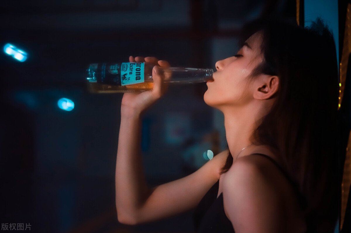 心理學：缺愛的人，都有這三個特征，他們其實很難相處