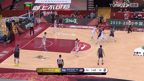 四年前就被CBA球队预定！1米82关键先生现在怎样了？