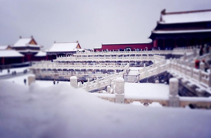 冬日，在古诗词中看雪，等一场飘雪，念一人安暖-第4张图片-诗句网