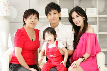 陈若仪节目中和婆婆不和，生活中两人同框对镜