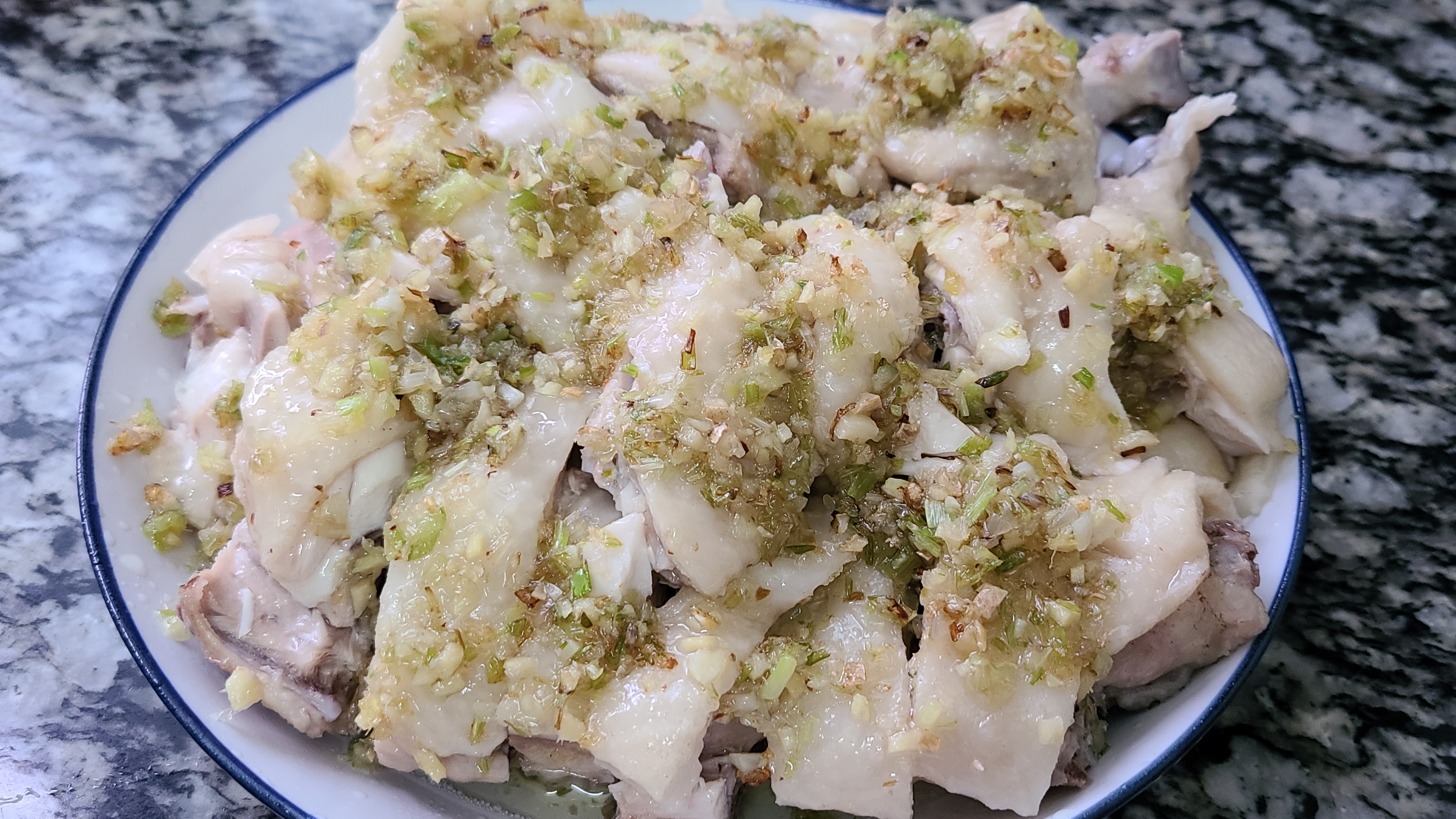 蔥油雞，廣東又香又美味的一道家常菜，看著直流口水