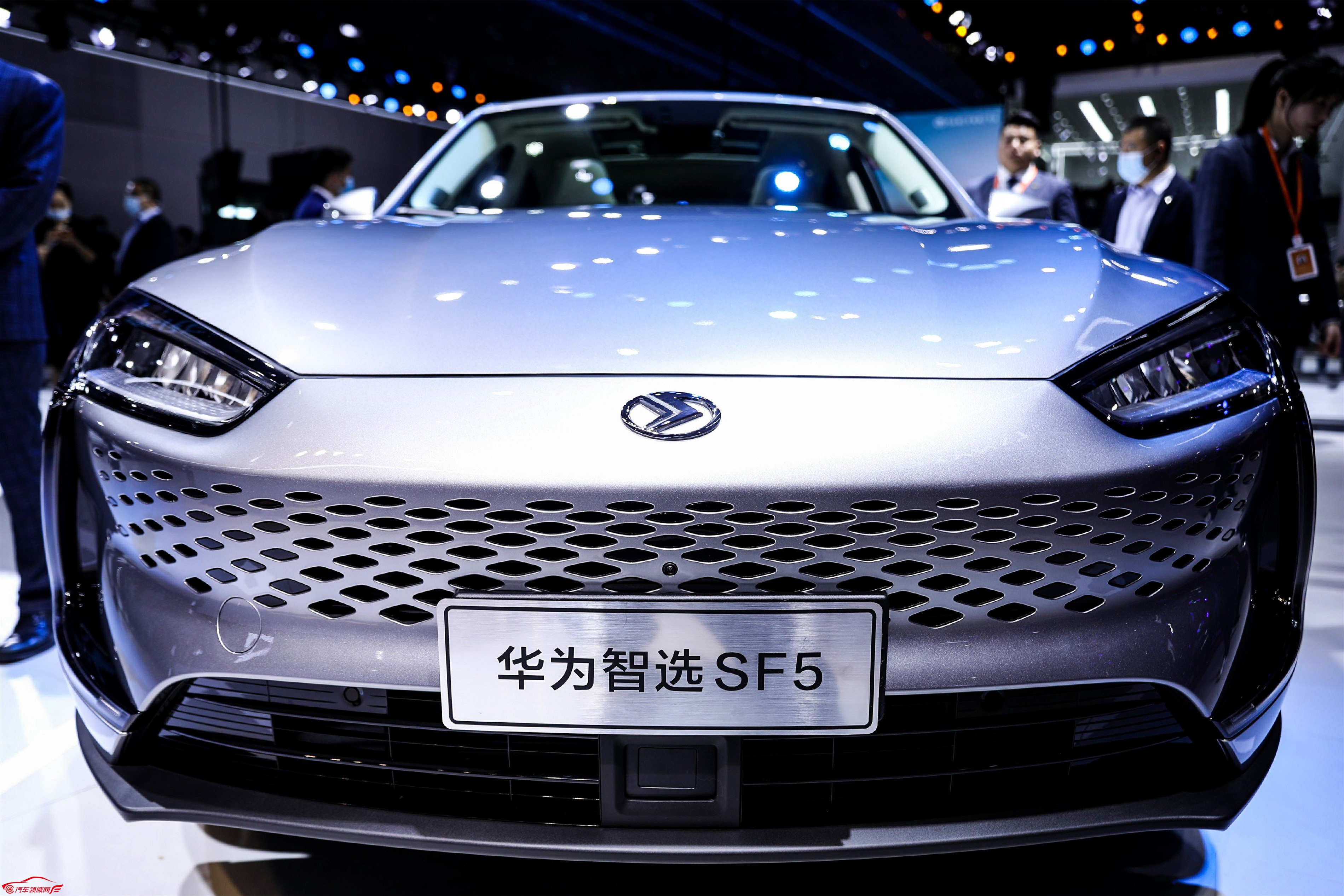 华为也下场“造车”，水平到底如何？