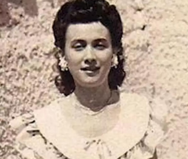 赌王何鸿燊离世，千亿遗产将惹家族“斗争”，