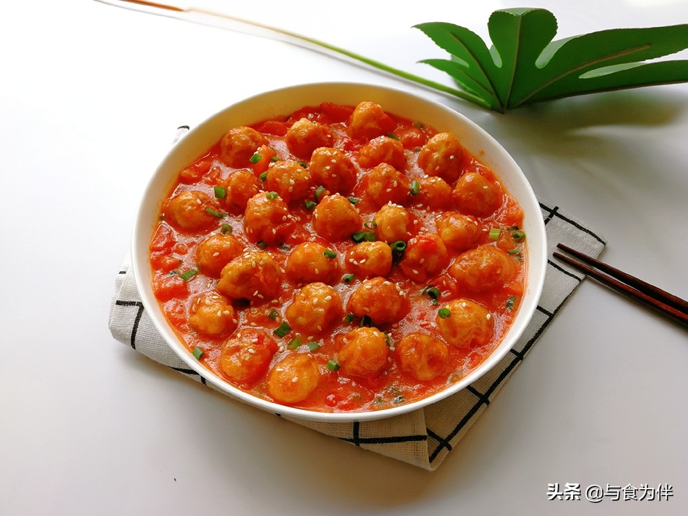 给孩子吃鸡蛋，不如吃“动物中的人参”，配番茄开胃，大人也喜欢