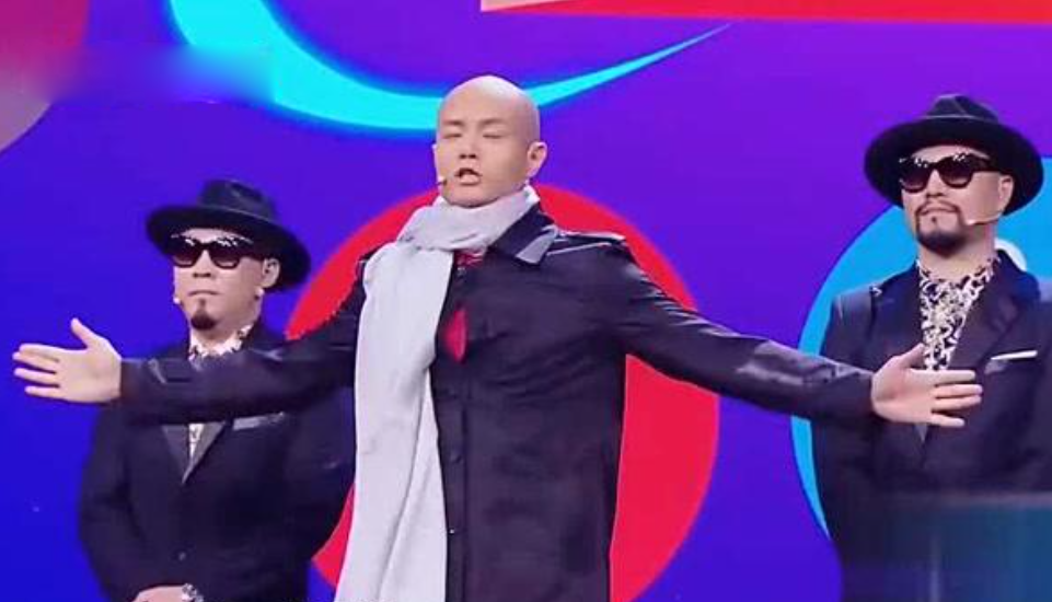 看完乐嘉的老婆，再看涂磊的老婆，一个才女，