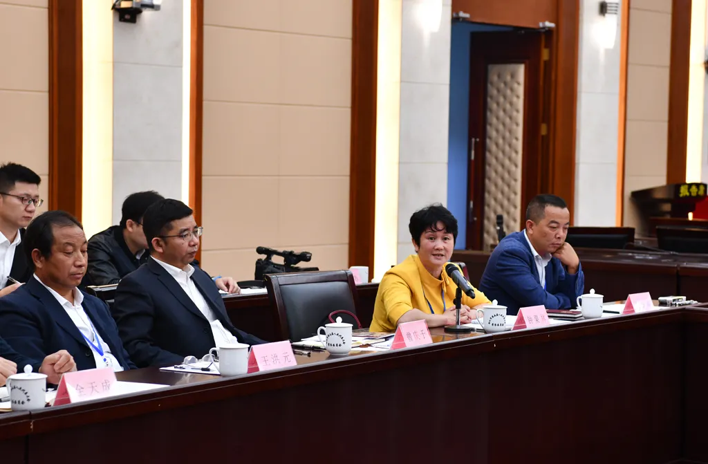 推动适度规模经营提升发展能力水平省市人大代表专题视察全市农民专业合作社建设