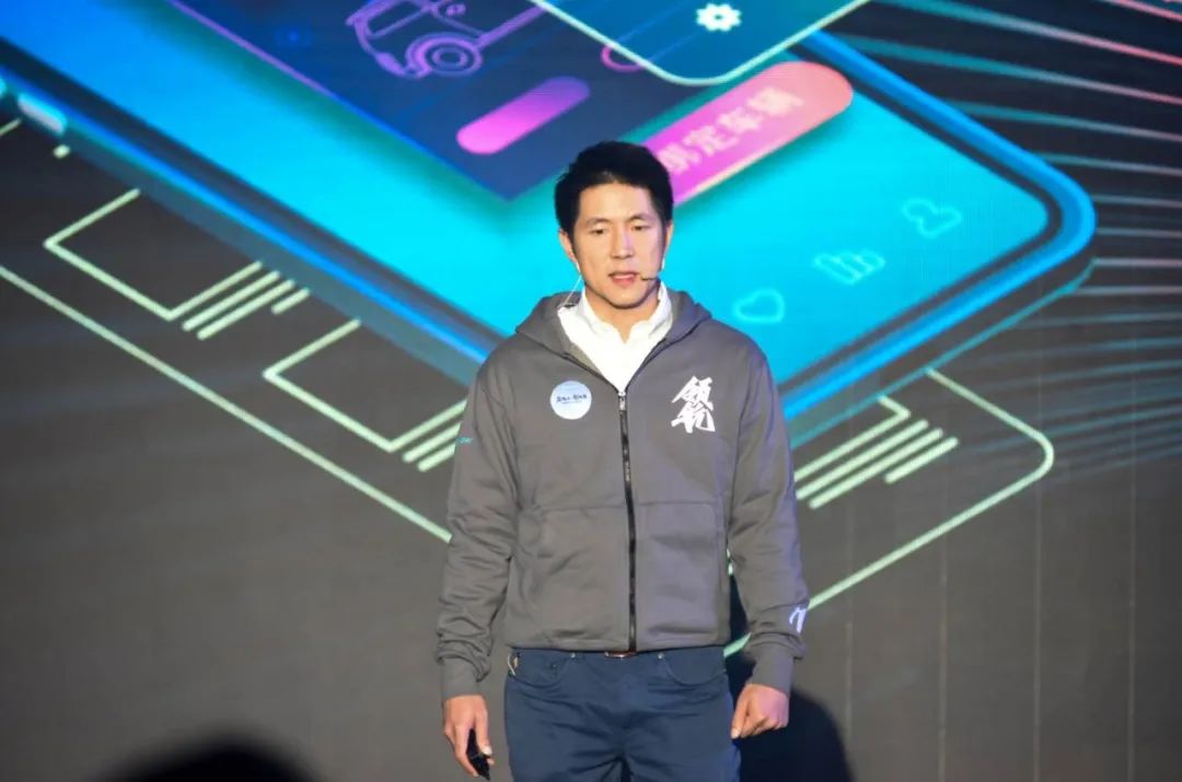 在路上，有担当！飞碟W在中国市场正式上市