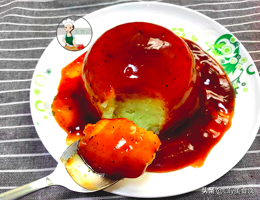 秋天，这菜三天两头必做，蒸熟淋酱汁，不放肉也香，秋天吃特养人