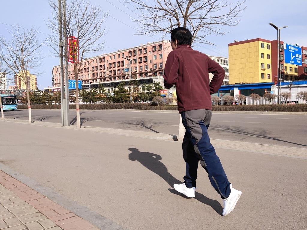 穿什么跑？咕咚智能鞋 走跑兩相宜 減震又耐磨