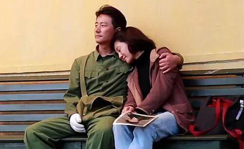 对越反击战，18岁战士牺牲前不知爱情滋味，女护士献上感人一吻-第12张图片-大千世界