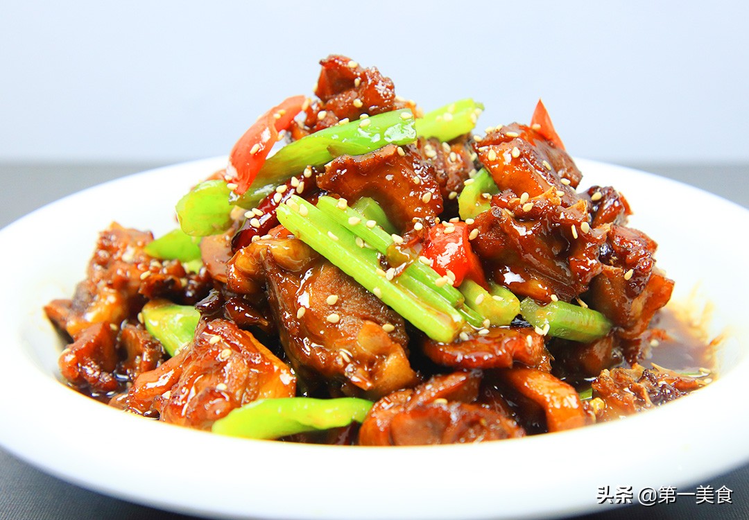 啤酒鸭很多人都做错了，厨师长教你几个技巧，飘香四溢，味道鲜美