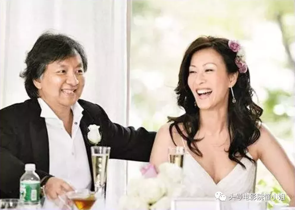 励志!tvb港剧女神改做教育,二婚老公破产,50岁读博士再拼事业