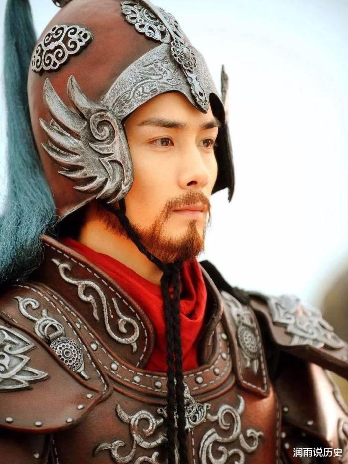 叛军打到潼关时，一度动弹不得，唐玄宗的神操