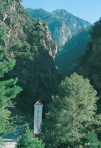 奇袭腊子口，红军小战士“云贵川”发挥关键作