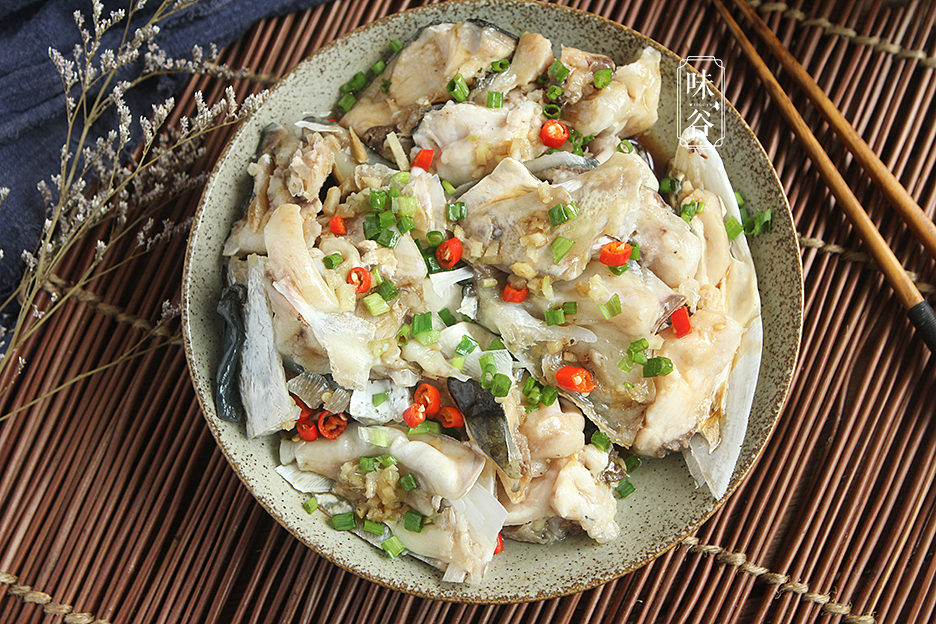 春天就饞這道菜，鮮嫩營養不上火，我家一周吃2次，貴也不能省