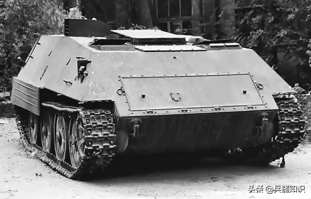 The birth of the first tracked armored transport vehicle 