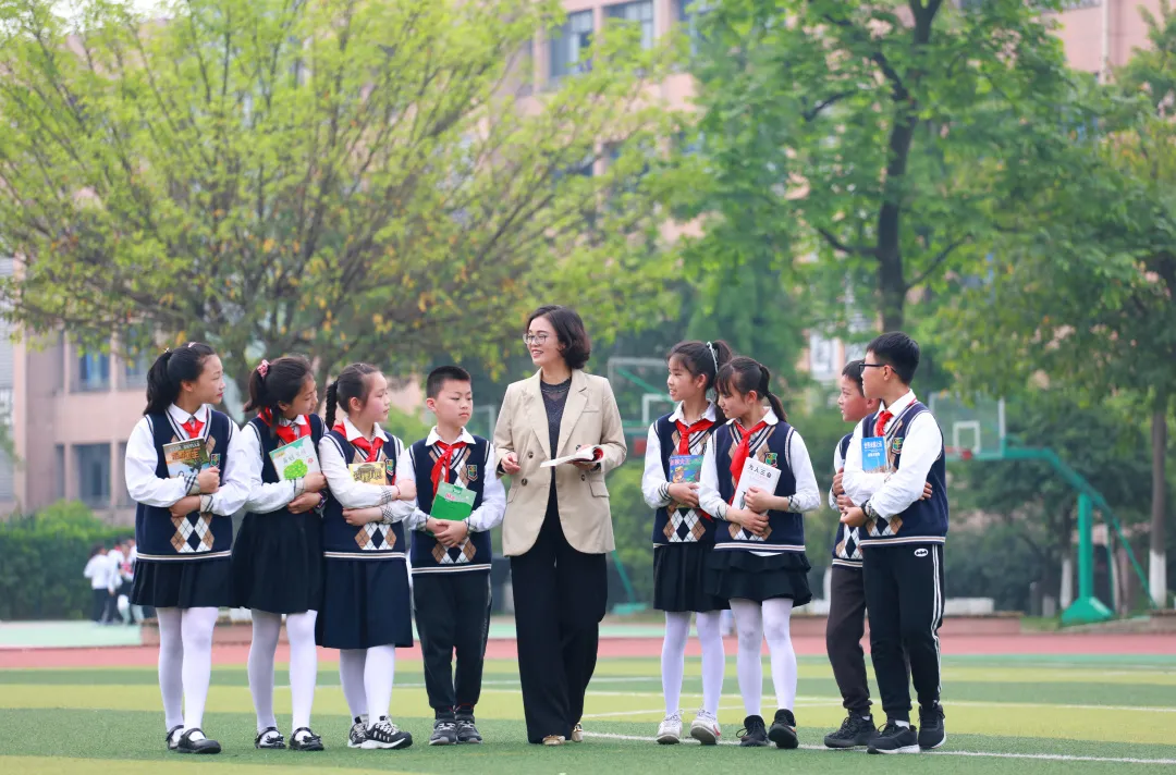 成都市双流区棠湖小学阅读课程｜阅读，悦心，约未来
