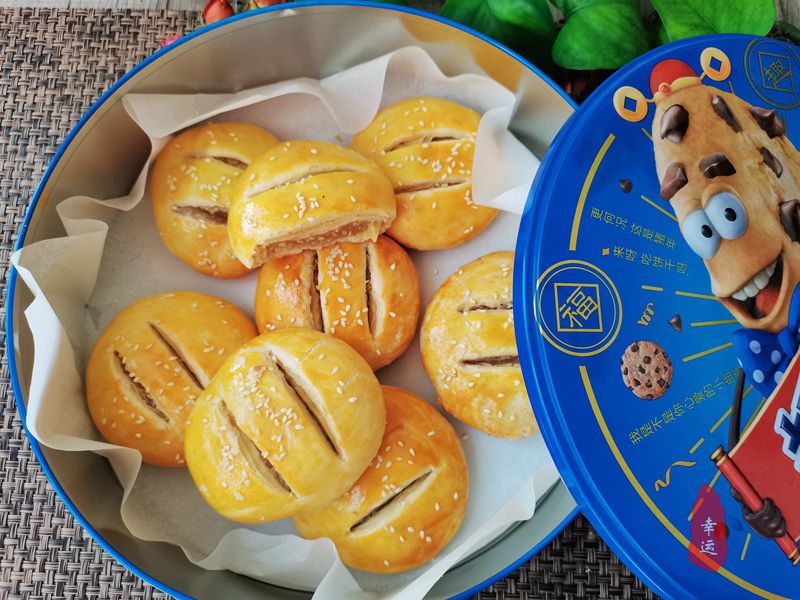 女神節的甜品製作完成，心情暢快如花，外酥內糯層次豐富