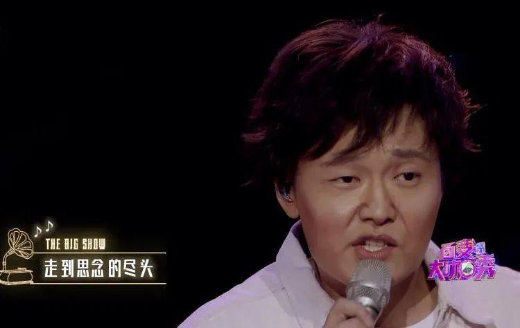 百变大咖秀不是比谁模仿得像吗？这些人太尴尬