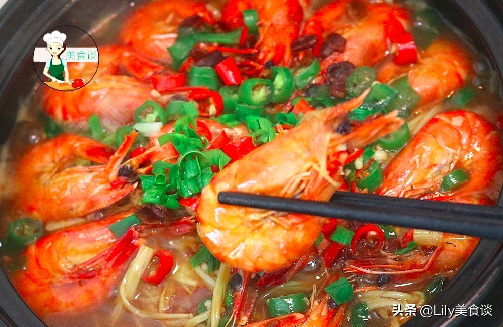 大蝦這樣吃最過癮，比水煮入味，比油炸健康，燜一燜，3分鐘出鍋