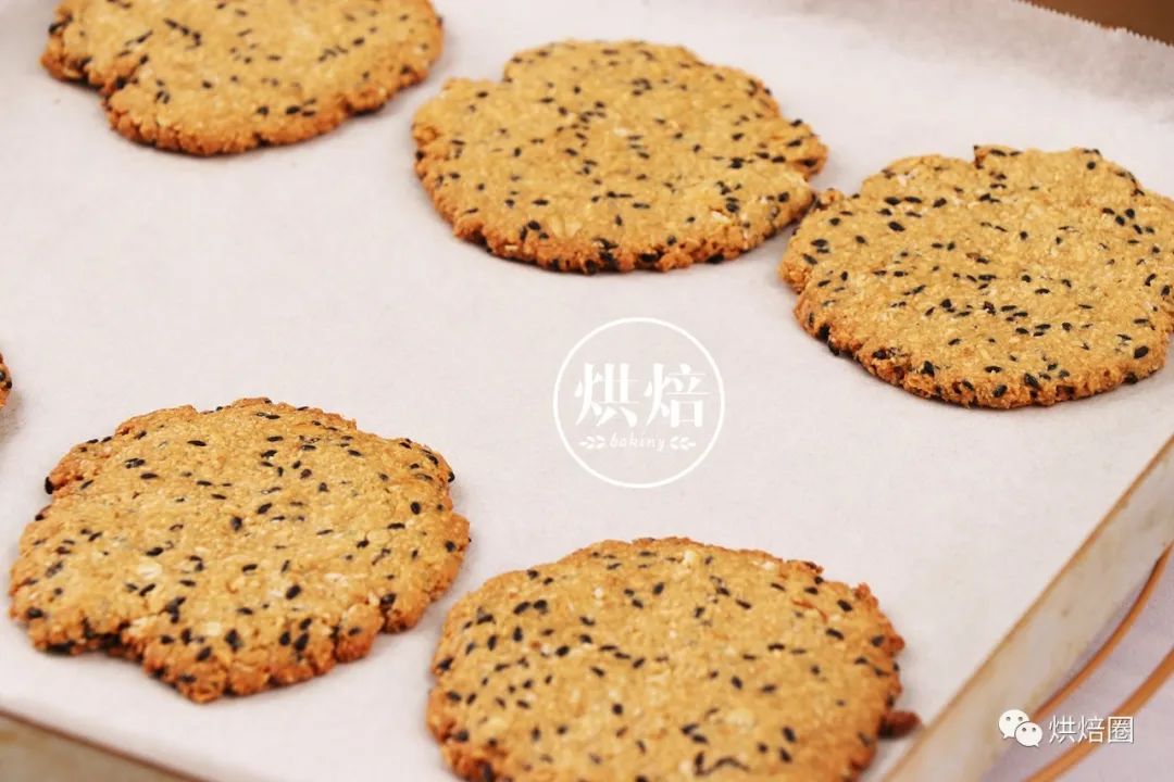 隔离在家做零食 不长肉黑糖燕麦饼干 可能要算健康零食排行榜前五吧
