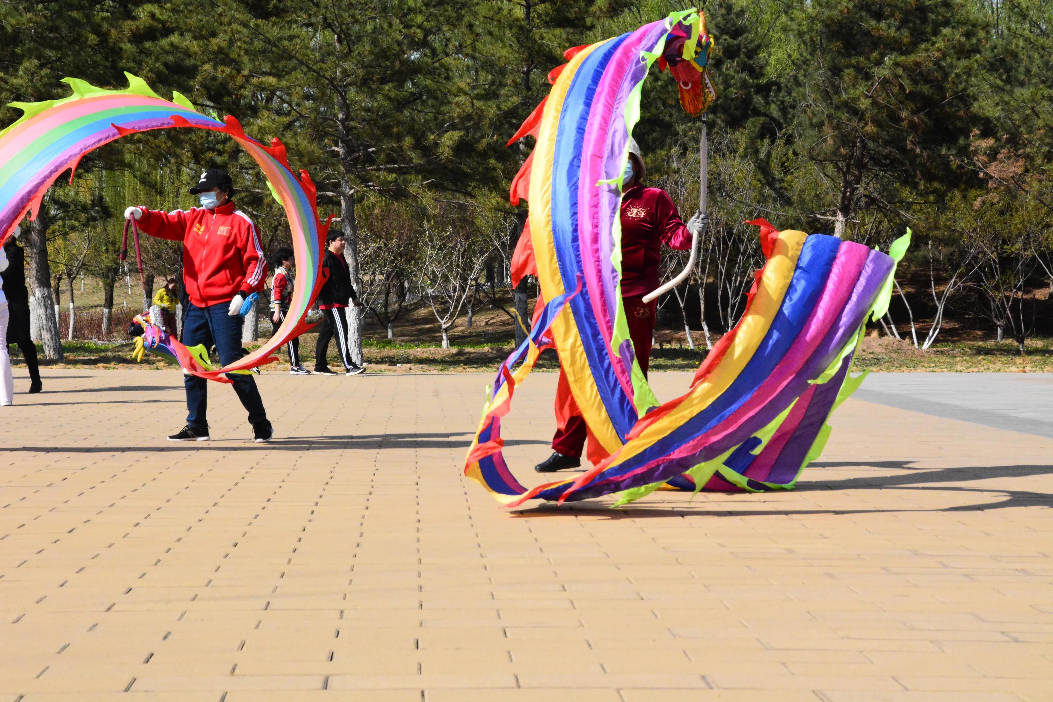 北京大兴区南海子公园迎来小长假第一天