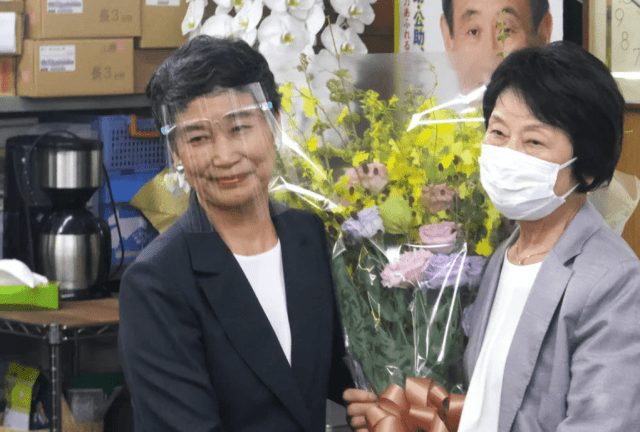 日本新首相夫人：钟点工二婚嫁给农民工，最终凭什么能望夫成龙？